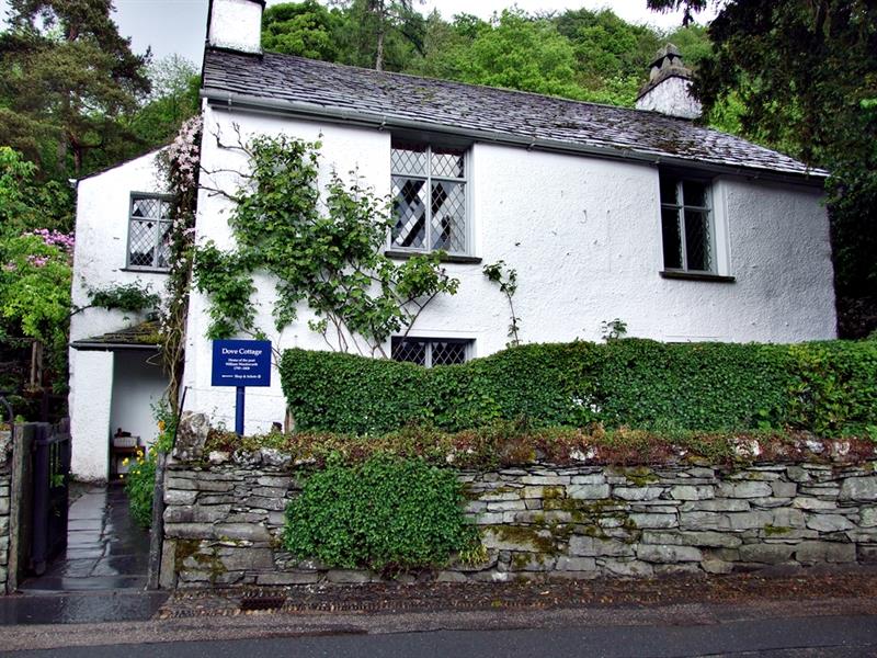 도브 코티지