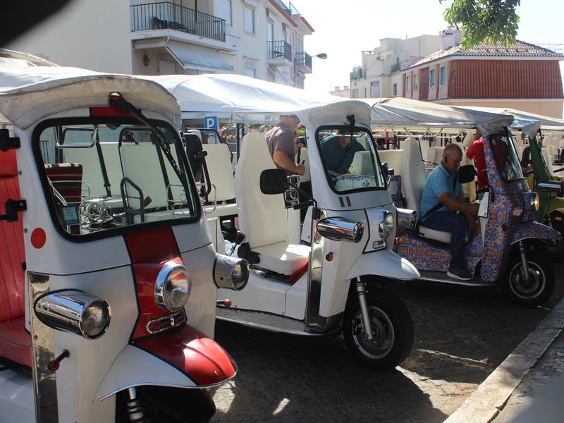 리스본 툭툭투어