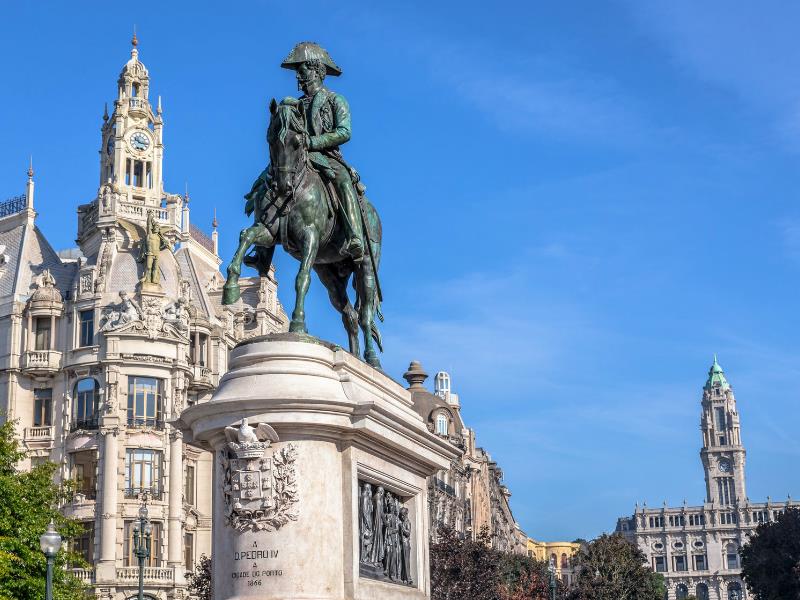 시청사 리베르다지 광장