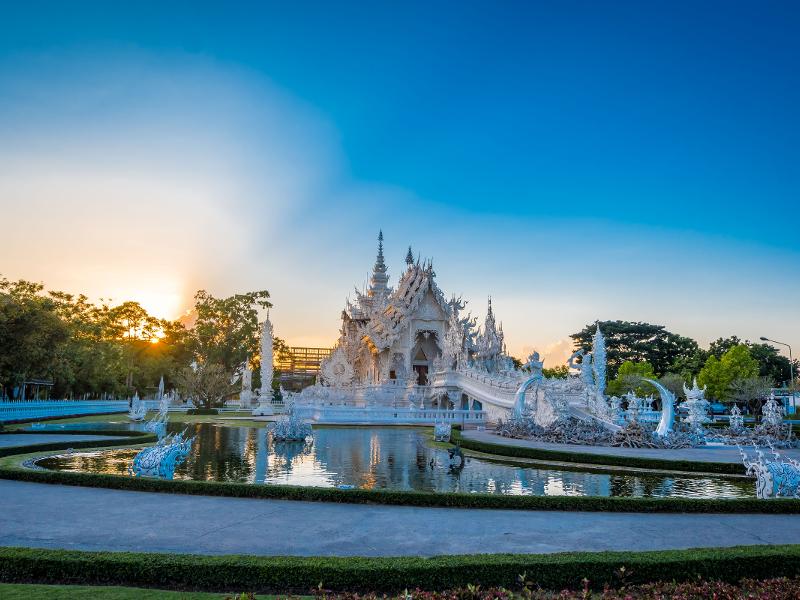 왓롱쿤(백색사원)