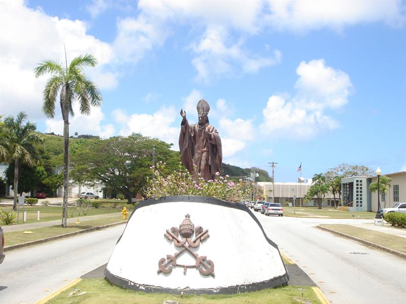 교황바오로기념탑