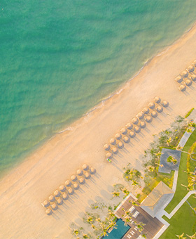 파란 하늘과 바다가 맞닿은 곳