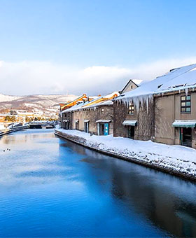 해질녘 눈 쌓인 '오타루 운하'
