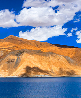 더위가 닿지 않는 계절의 가장자리