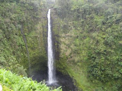 빅아일랜드 아카카폭포