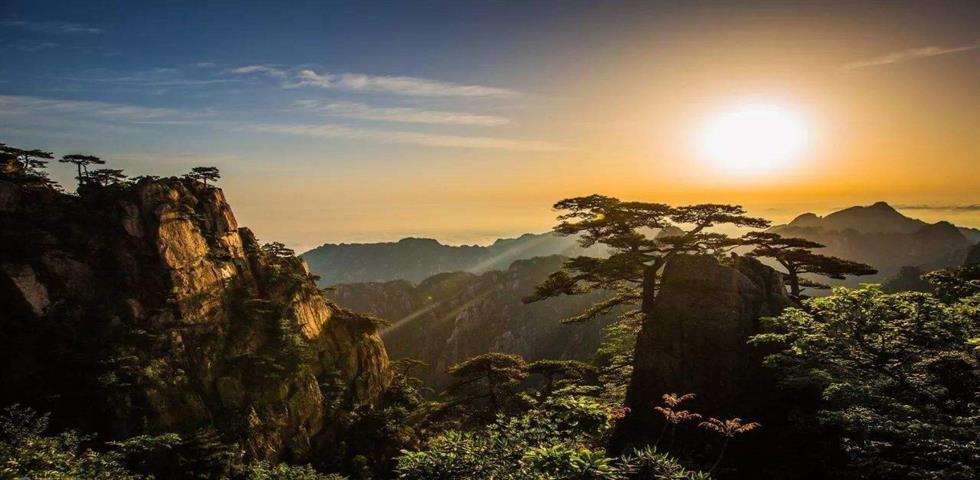 황산일출