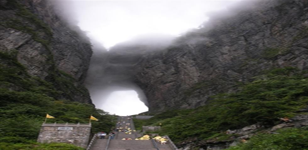 천문산전경