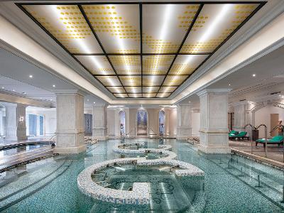 루능 독채 온천 리조트