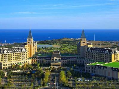 청도골든비치힐튼호텔