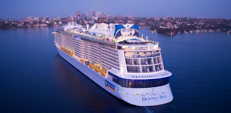 로얄 오베이션 호