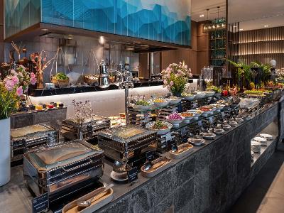 크라운플라자 다낭시티센터 조식당