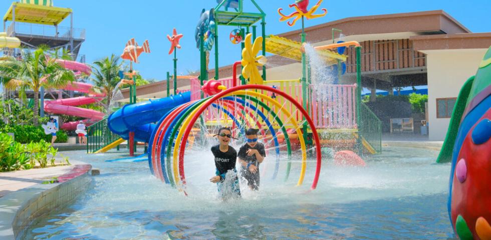 알마리조트 키즈 수영장