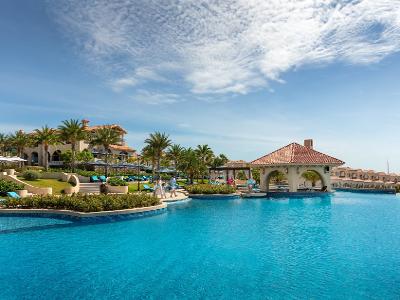 센타라 미라지 리조트 (Centara Mirage Resort Mui Ne)