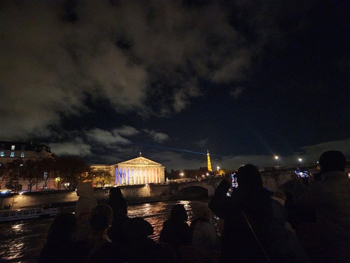 눈물나게 아름다운 세느강 야경투어