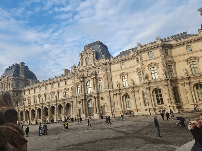 루브르박물관..